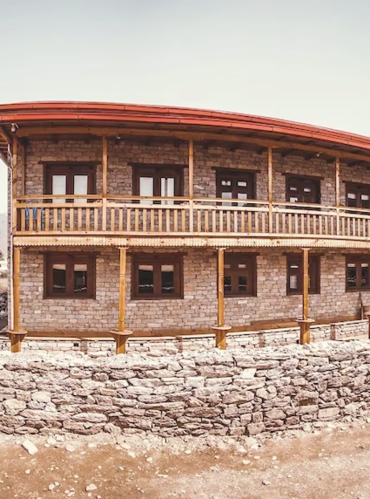 Exterior-Kyirmu-panorama